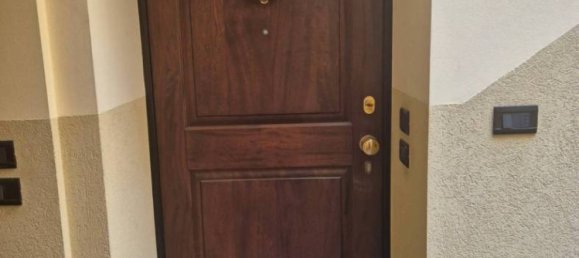 2 bedrooms Apartment in Milan, Italy No. 337626 3