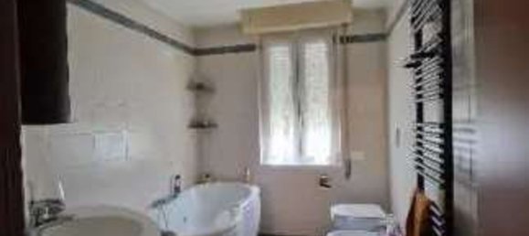 Квартира с 3 комнатами в Монторфано, Италия № 2808 8