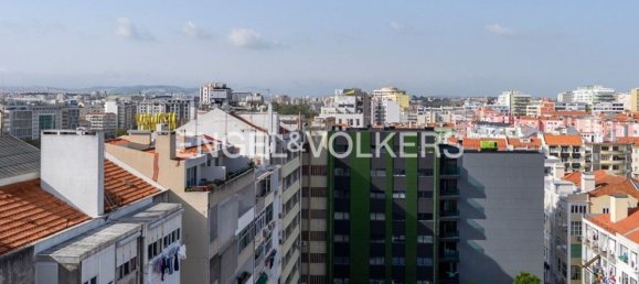 64m² Office in Lisbon, Portugal No. 12908 17