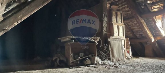 4 bedrooms Apartment in Belluno, Italy No. 330683 7