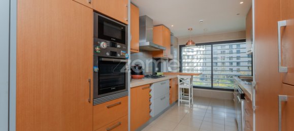 Квартира с 3 спальнями в Лиссабон, Португалия № 108257 5