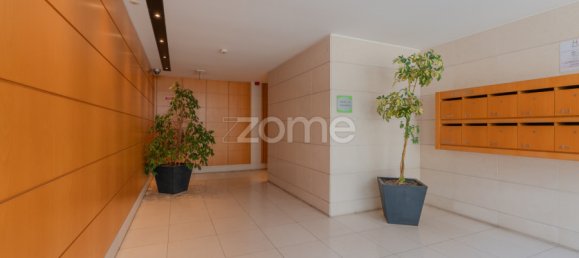 Квартира с 3 спальнями в Лиссабон, Португалия № 108257 34