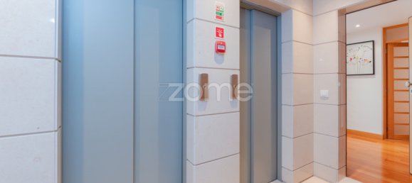 Квартира с 3 спальнями в Лиссабон, Португалия № 108257 30