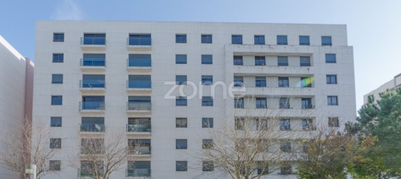 Квартира с 3 спальнями в Лиссабон, Португалия № 108257 2