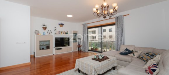 Квартира с 3 спальнями в Лиссабон, Португалия № 108257 9