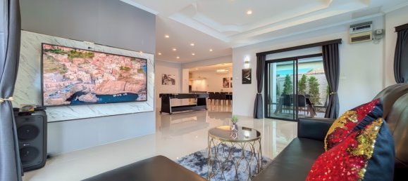 5 bedrooms House in Pattaya, Thailand No. 71784 8
