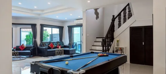 5 bedrooms House in Pattaya, Thailand No. 71784 19