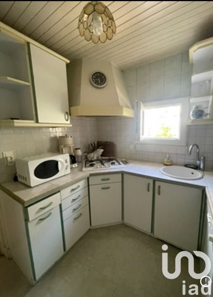 3 rooms Apartment in Yerres, France No. 318662