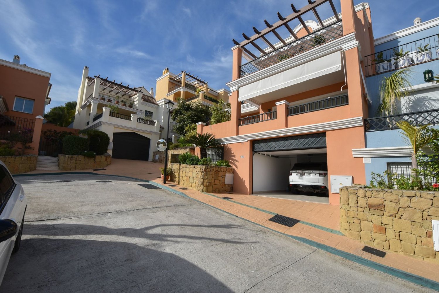 4 Schlafzimmer Stadthaus in Marbella, Spain, Nr. 43746
