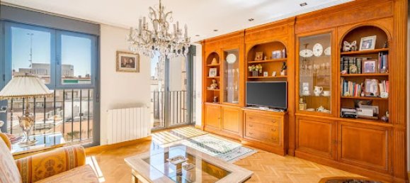 2 bedrooms Apartment in Madrid, Spain No. 181003 3
