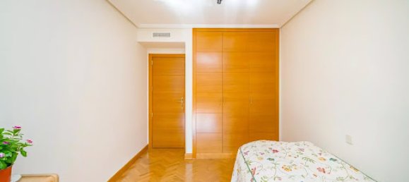 2 bedrooms Apartment in Madrid, Spain No. 181003 31