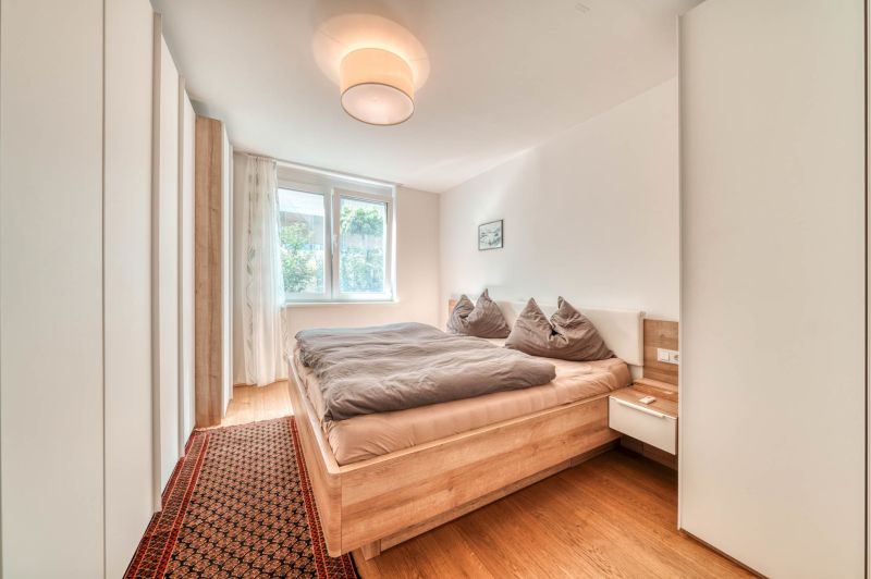 Квартира с 2 комнатами в Инсбрук-Штадт, Австрия № 222285