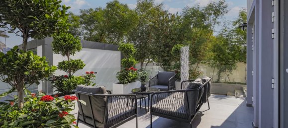 Villa de 5 dormitorios en The Villa, UAE No. 109521 3