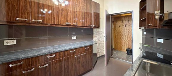 5 rooms Apartment in Meidling, Austria No. 159810 2