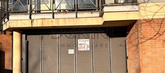  مكتب في Tradate, Italy 72متر مربع رقم 13533 13