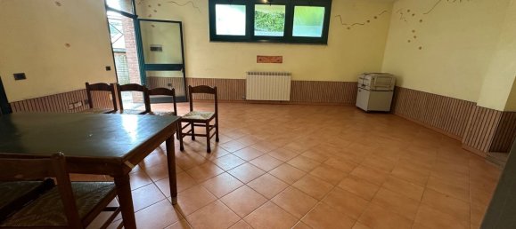  مكتب في Tradate, Italy 72متر مربع رقم 13533 3