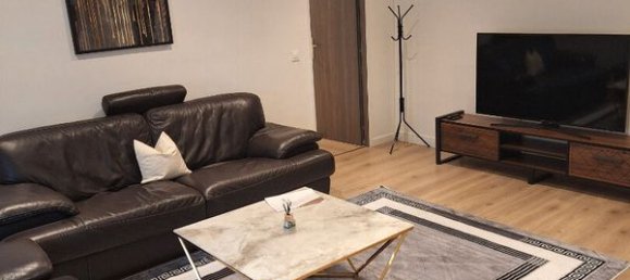Apartamento de 3 dormitorios en Reims, France No. 154999 2