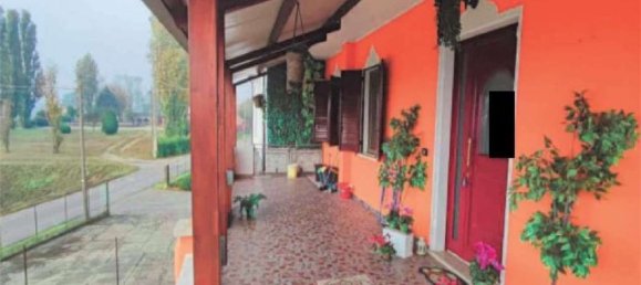 9-Zimmer Haus in Castelnovo Bariano, Italy, Nr. 215140 36