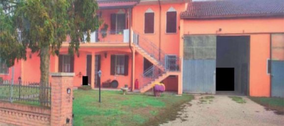 9-Zimmer Haus in Castelnovo Bariano, Italy, Nr. 215140 7