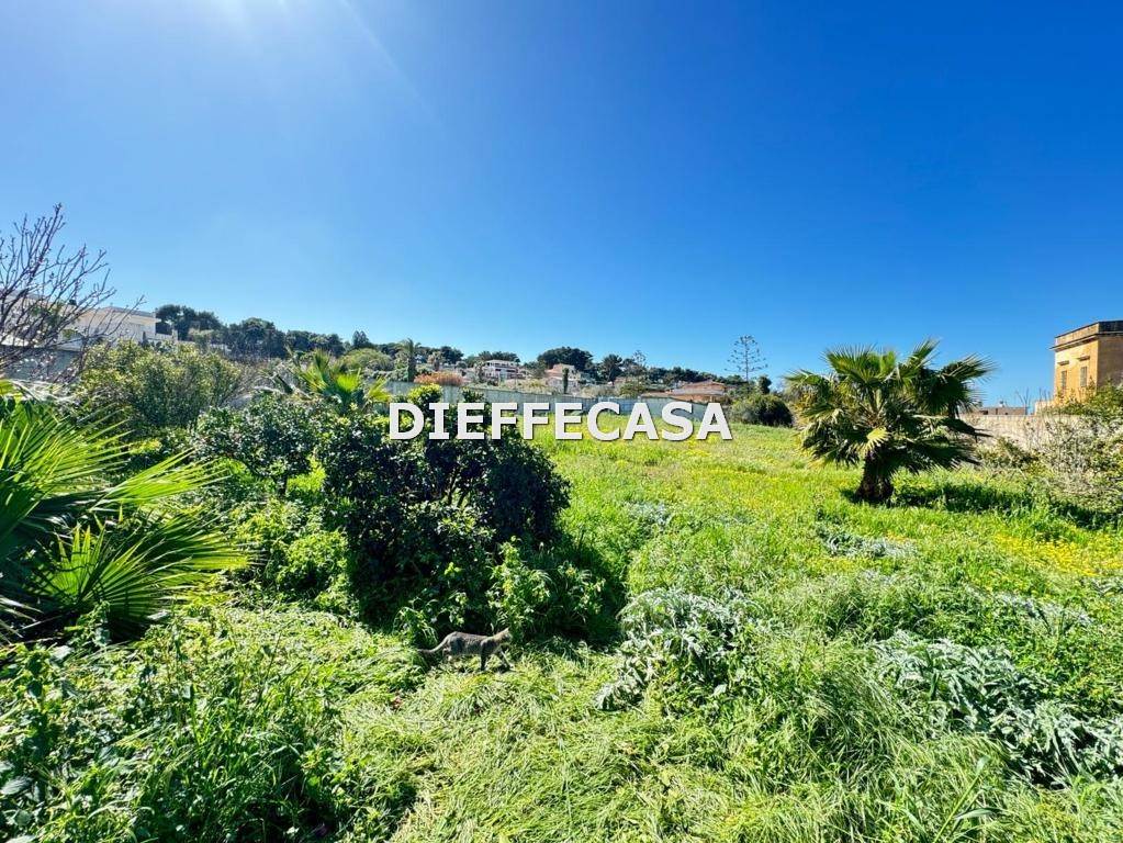  قطعة أرض في Marsala, Italy 180متر مربع رقم 73394