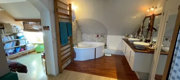 3 bedrooms House in Saint-Cyr-sur-Morin, France No. 321609 10