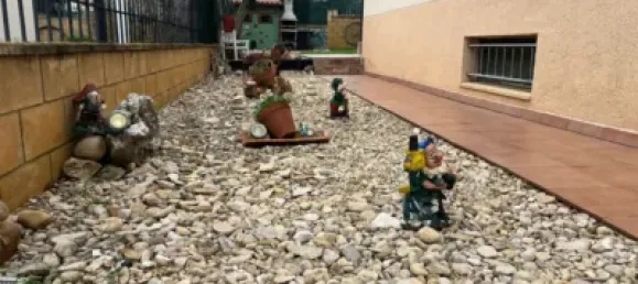 3 bedrooms Townhouse in Burgos, Spain No. 138775 9