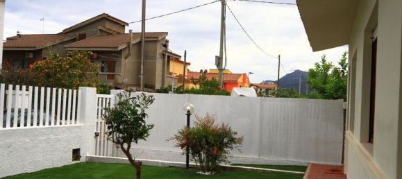 Дом с 4 комнатами в Капотерра, Италия № 106105 18