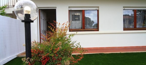 Дом с 4 комнатами в Капотерра, Италия № 106105 3