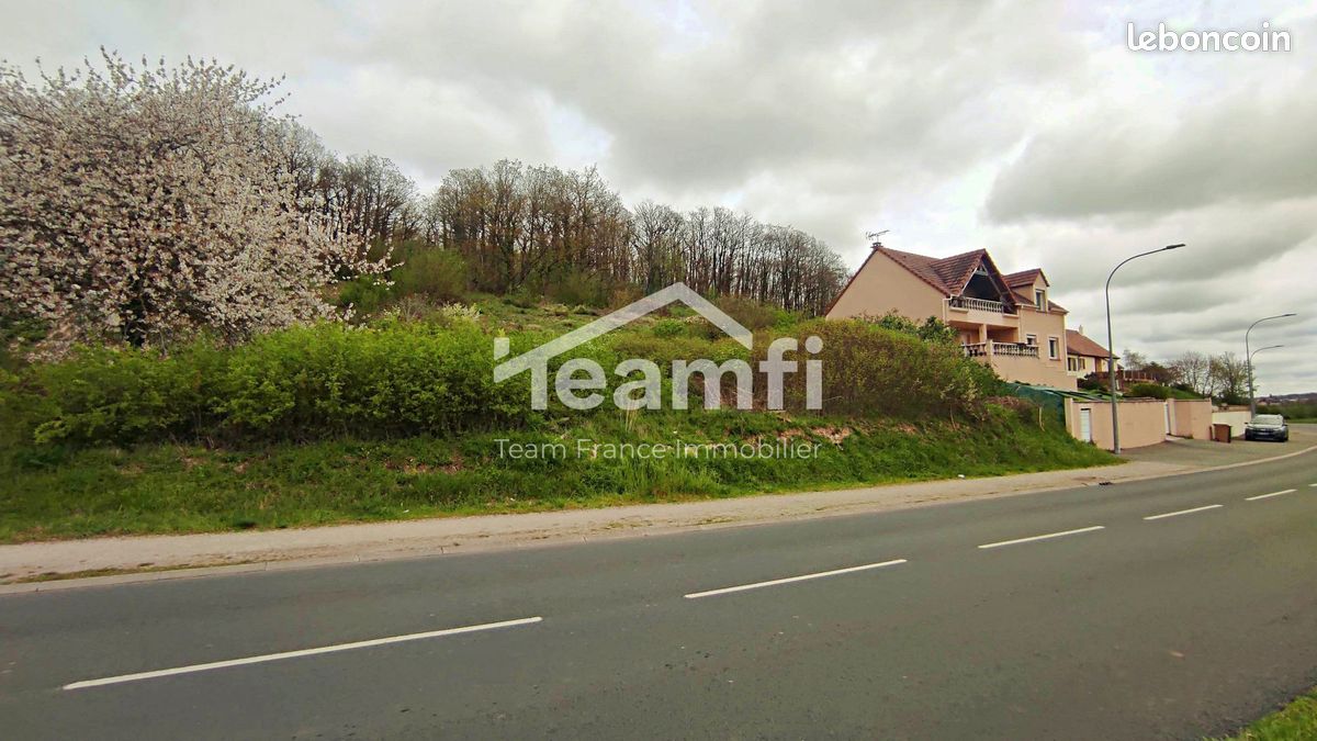 Terrain à Vernouillet, France 795m² No. 67816