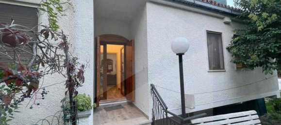 Дом с 4 комнатами в Вико дель Гаргано, Италия № 27185 18