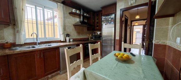 4 bedrooms House in Cadiz, Spain No. 146224 9
