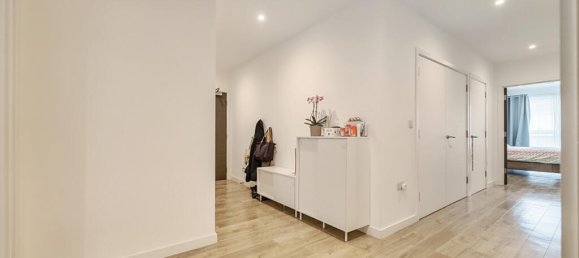 3 bedrooms Apartment in London, United Kingdom No. 7811 16