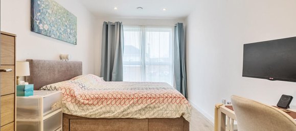 3 bedrooms Apartment in London, United Kingdom No. 7811 7