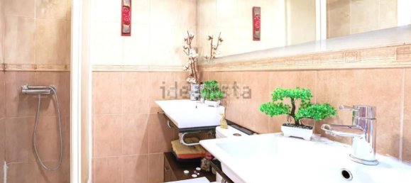 Apartamento de 3 dormitorios en Sants-Montjuïc, Spain No. 142434 8