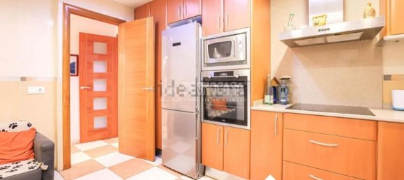 Apartamento de 3 dormitorios en Sants-Montjuïc, Spain No. 142434 21