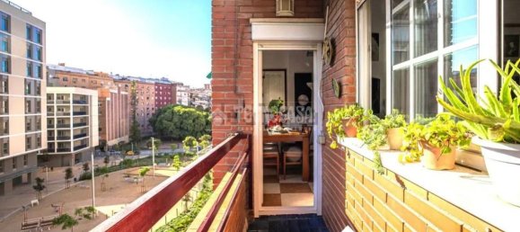 Apartamento de 3 dormitorios en Sants-Montjuïc, Spain No. 142434 6