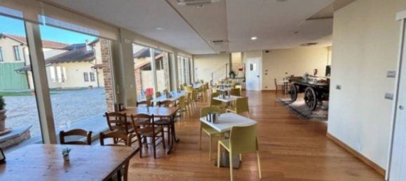 Gewerbliche Immobilie in Riva presso Chieri, Italy 2893m², Nr. 270832 13