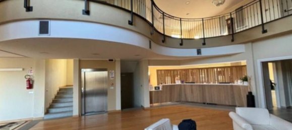 Gewerbliche Immobilie in Riva presso Chieri, Italy 2893m², Nr. 270832 14