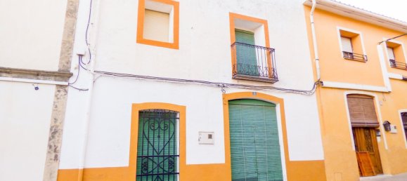 4 bedrooms House in Sagra, Spain No. 63939 2