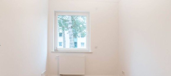 4 Schlafzimmer Wohnung in Gropiusstadt, Germany, Nr. 224326 2