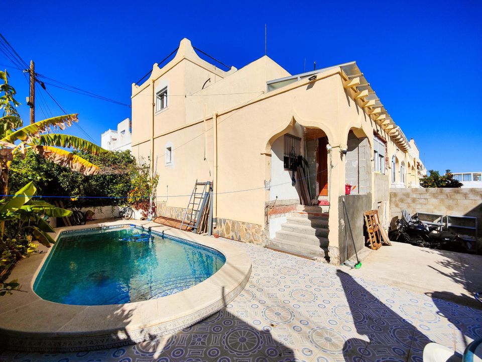 4 bedrooms Townhouse in San Miguel de Salinas, Spain No. 186467