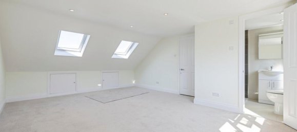 4 bedrooms House in Bushey, United Kingdom No. 6193 5