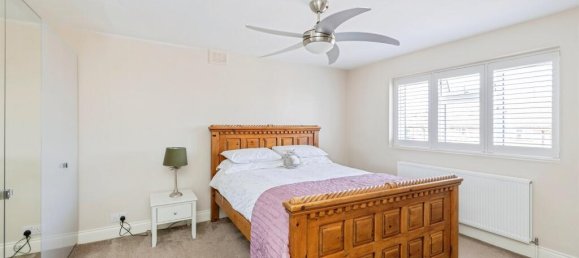 4 bedrooms House in Bushey, United Kingdom No. 6193 20