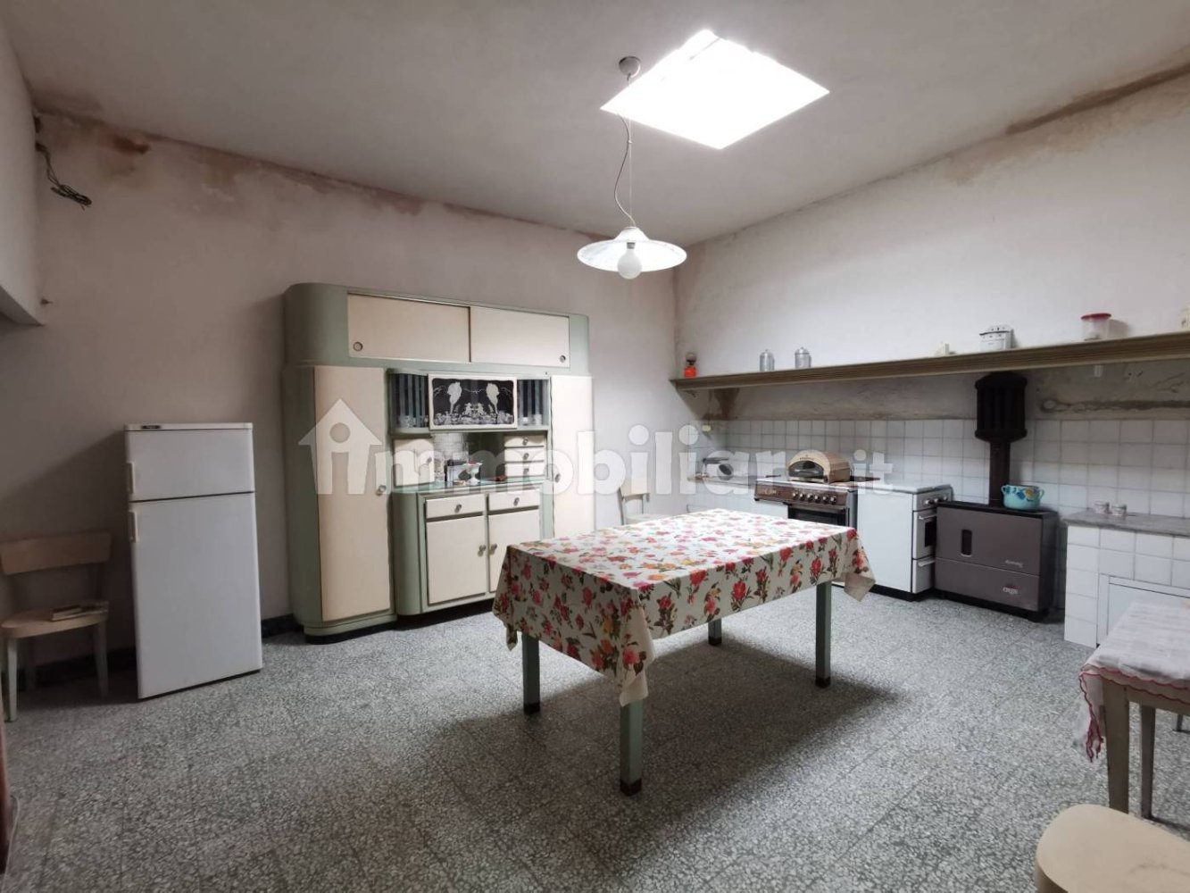 8 bedrooms Apartment in Chiusdino, Italy No. 151326