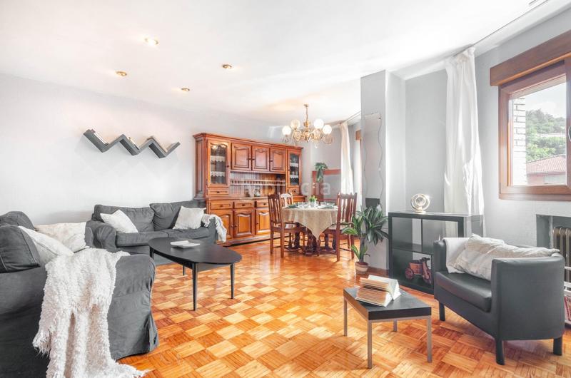 Дуплекс с 3 спальнями в Лангрео, Испания № 191736