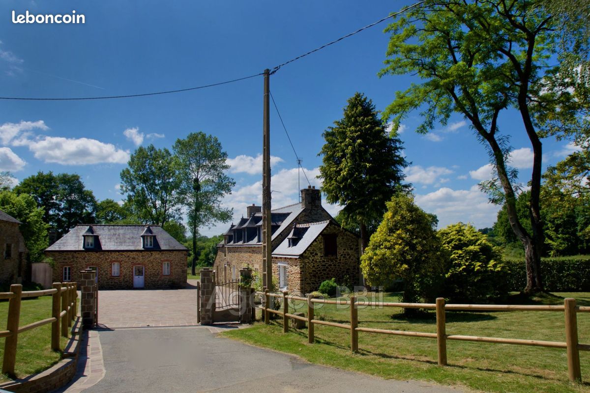 6 bedrooms House in Corlay, France No. 285238