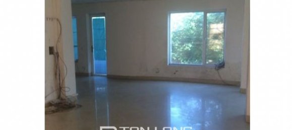 300m² House in Tay Ho, Vietnam No. 2450 10