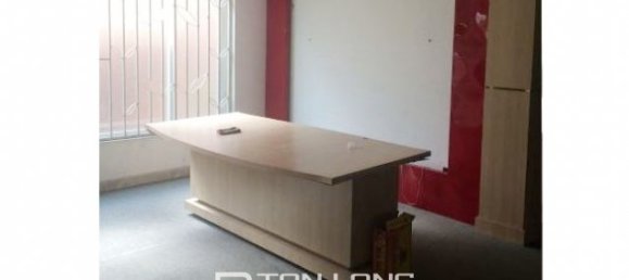 300m² House in Tay Ho, Vietnam No. 2450 3