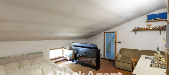 2 bedrooms House in Firenzuola, Italy No. 297655 12