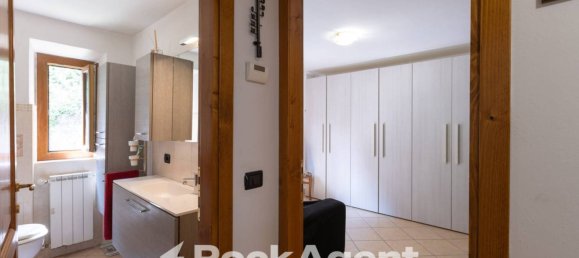 2 bedrooms House in Firenzuola, Italy No. 297655 9